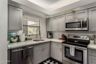 5035 N 10th Pl, Phoenix, AZ 85014 - Photo 13