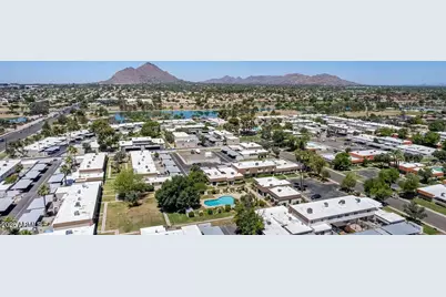 8237 E Orange Blossom Lane, Scottsdale, AZ 85250 - Photo 31