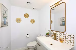 8237 E Orange Blossom Ln, Scottsdale, AZ 85250 - Photo 11