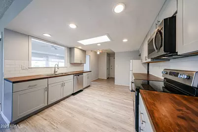 19838 N Pine Springs Drive, Sun City, AZ 85373 - Photo 21