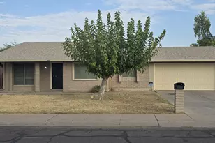 7752 W Flower St, Phoenix, AZ 85033 - Photo 1