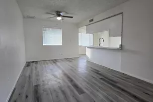 7752 W Flower St, Phoenix, AZ 85033 - Photo 11