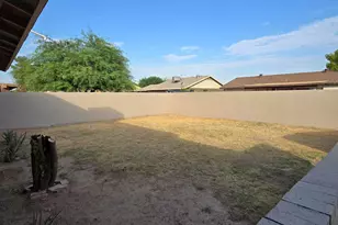 7752 W Flower St, Phoenix, AZ 85033 - Photo 25
