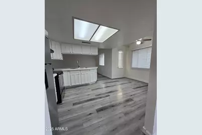 7752 W Flower Street, Phoenix, AZ 85033 - Photo 5