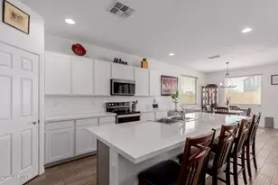 4733 S Carver Dr, Mesa, AZ 85212 - Photo 5