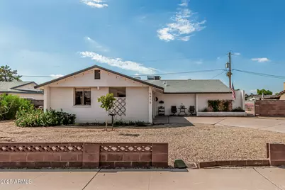 5915 W Hazelwood Street, Phoenix, AZ 85033 - Photo 1