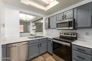 2875 W Highland St, Chandler, AZ 85224 - Photo 11