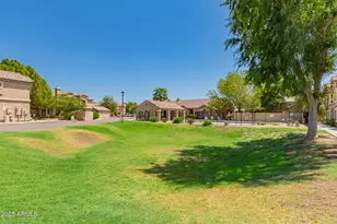 2875 W Highland St, Chandler, AZ 85224 - Photo 39