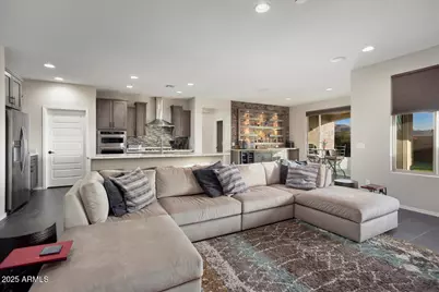 27453 W Wahalla Lane, Buckeye, AZ 85396 - Photo 11