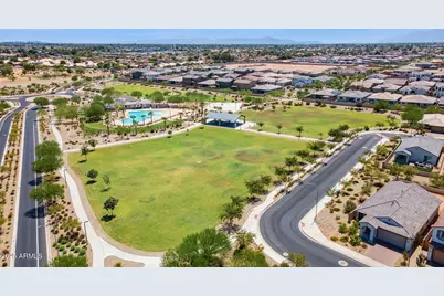 8949 W San Juan Avenue, Glendale, AZ 85305 - Photo 37