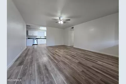 3207 W Joan De Arc Avenue, Phoenix, AZ 85029 - Photo 3