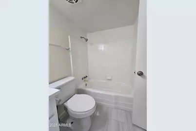 3207 W Joan De Arc Avenue, Phoenix, AZ 85029 - Photo 13