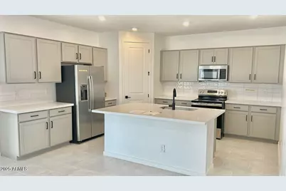 5451 S 251st Drive, Buckeye, AZ 85326 - Photo 5