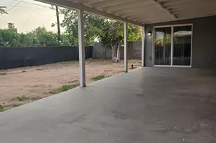 2048 W Pecan Rd, Phoenix, AZ 85041 - Photo 27