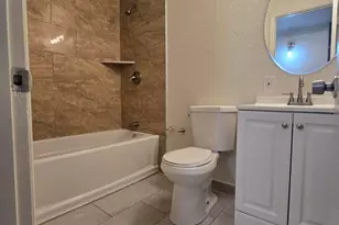 2048 W Pecan Rd, Phoenix, AZ 85041 - Photo 13