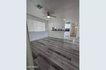 2048 W Pecan Road, Phoenix, AZ 85041 - Photo 9