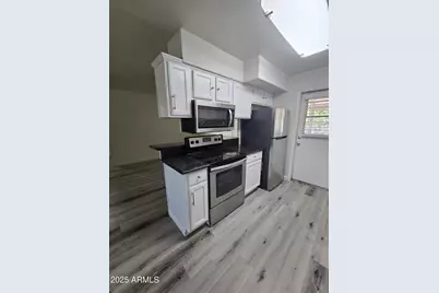 2048 W Pecan Road, Phoenix, AZ 85041 - Photo 7