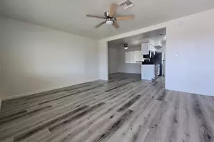 2048 W Pecan Rd, Phoenix, AZ 85041 - Photo 3