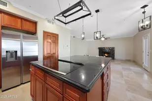 8830 E Carol Way, Scottsdale, AZ 85260 - Photo 19