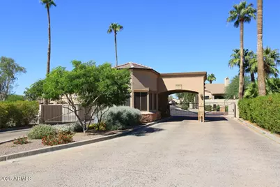 8100 E Camelback Road #Lot 39, Scottsdale, AZ 85251 - Photo 43