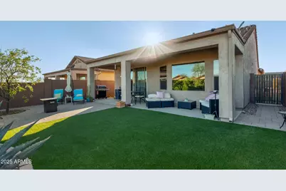 8205 S Pioneer Court, Gold Canyon, AZ 85118 - Photo 1