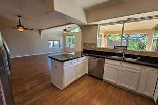 20323 N 110th Ln, Peoria, AZ 85373 - Photo 7