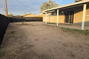 2211 W Pecan Rd, Phoenix, AZ 85041 - Photo 21