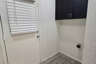 2211 W Pecan Rd, Phoenix, AZ 85041 - Photo 11