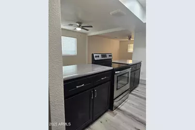 2211 W Pecan Road, Phoenix, AZ 85041 - Photo 5