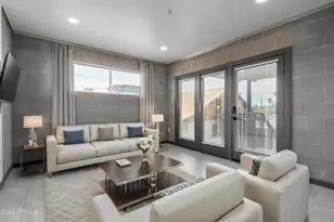 129 N 11th, Phoenix, AZ 85007 - Photo 1