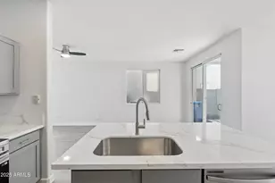 1409 E Bloch Rd, Phoenix, AZ 85040 - Photo 9