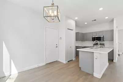 1409 E Bloch Road, Phoenix, AZ 85040 - Photo 7