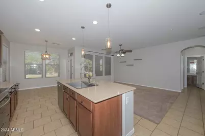 31098 N 137th Avenue, Peoria, AZ 85383 - Photo 13