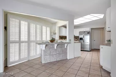 10614 W Emerald Point, Sun City, AZ 85351 - Photo 15