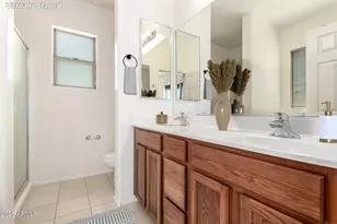 3903 E Branham Ln, Phoenix, AZ 85042 - Photo 25