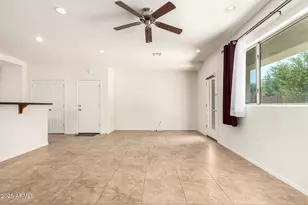 3903 E Branham Ln, Phoenix, AZ 85042 - Photo 13