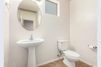 3903 E Branham Lane, Phoenix, AZ 85042 - Photo 19