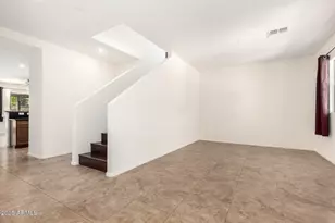 3903 E Branham Ln, Phoenix, AZ 85042 - Photo 7