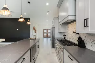 5049 E Shaw Butte Dr, Scottsdale, AZ 85254 - Photo 15