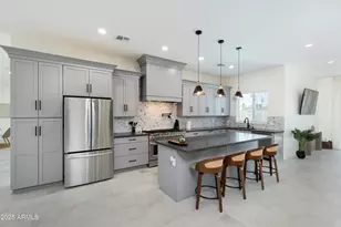 5049 E Shaw Butte Dr, Scottsdale, AZ 85254 - Photo 11