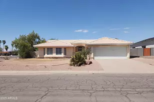 9584 W Tinajas Dr W, Arizona City, AZ 85123 - Photo 3