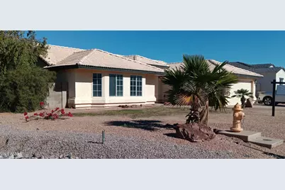 9584 W Tinajas Drive W, Arizona City, AZ 85123 - Photo 1