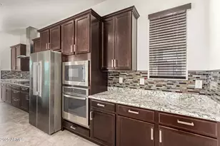 16332 N 2nd Dr, Phoenix, AZ 85023 - Photo 21