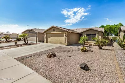 3920 E Runaway Bay Place, Chandler, AZ 85249 - Photo 5
