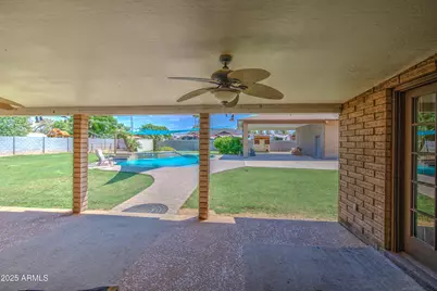 10517 W Earll Drive, Avondale, AZ 85392 - Photo 35