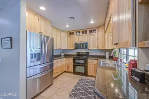 10517 W Earll Dr, Avondale, AZ 85392 - Photo 11