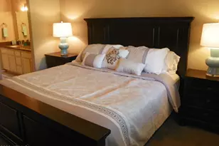 8653 E Royal Palm Rd, Scottsdale, AZ 85258 - Photo 13