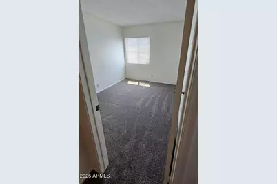 1227 E Lawrence Lane, Phoenix, AZ 85020 - Photo 15