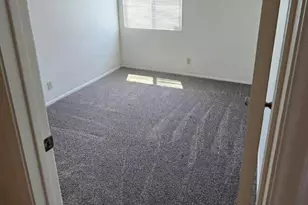 1227 E Lawrence Ln, Phoenix, AZ 85020 - Photo 15