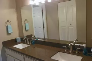 8653 E Royal Palm Rd, Scottsdale, AZ 85258 - Photo 15